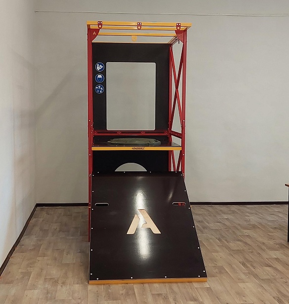 г. Новокузнецк. ПАО "Южно-Кузбасская ГРЭС" открыл полигон "Альпинист 2-0" для тренировки навыков работы на высоте и в замкнутых пространствах. г. Новокузнецк. ПАО "Южно-Кузбасская ГРЭС" открыл полигон "Альпинист 2-0" для тренировки навыков работы на высоте и в замкнутых пространствах.